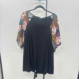 loralette Women's Size 2X Black Floral Short Sleeve Shirt