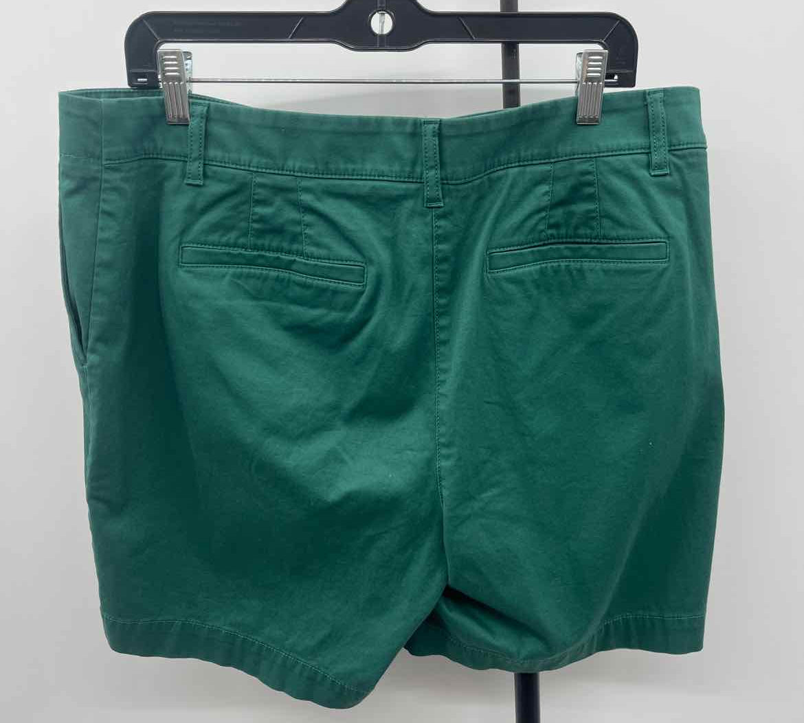 Talbots Women's Size 14 Green Solid Shorts
