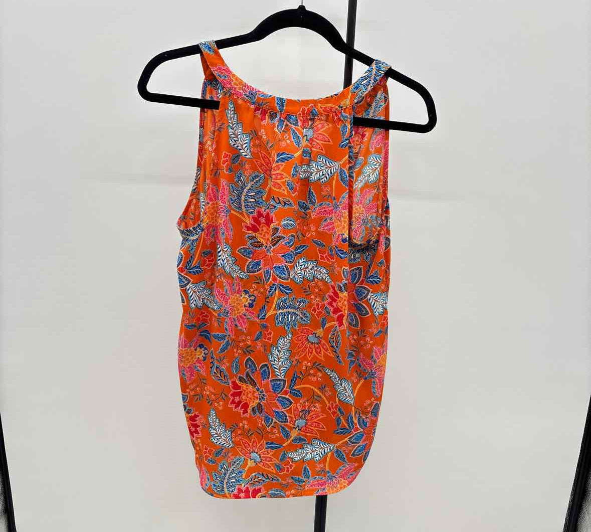Rose & Olive Women's Size S Orange Floral Sleeveless Shirt