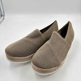 Charleston Women's Shoe Size 8 Beige Textured Casual Shoes