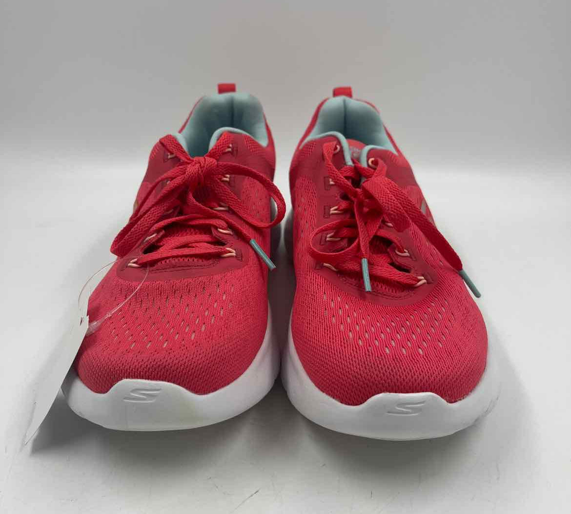 Skechers Women's Shoe Size 8.5 Watermelon Textured Sneakers