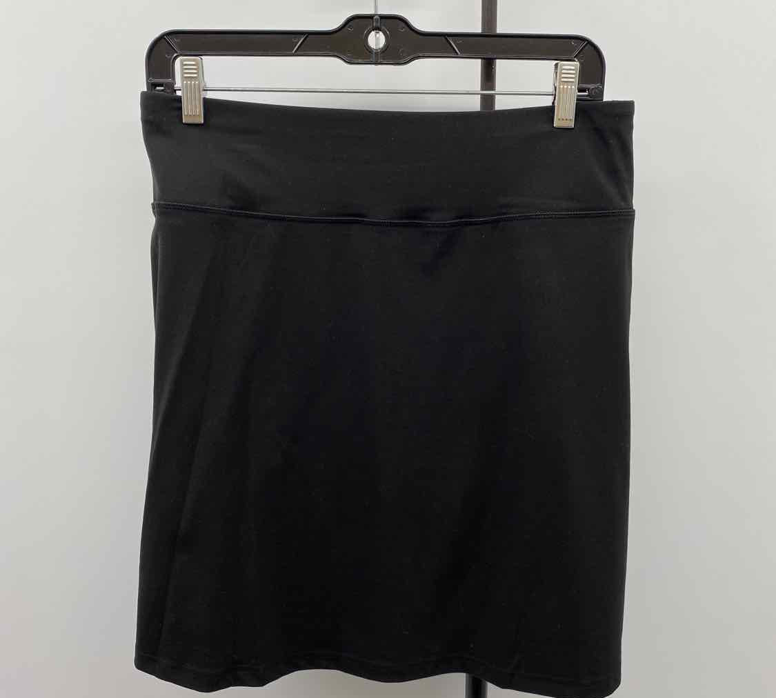 Vively Women's Size 24 Black Solid Skirt