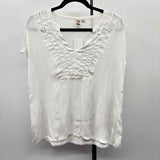 Dolan Women's Size M White Solid Short Sleeve Shirt
