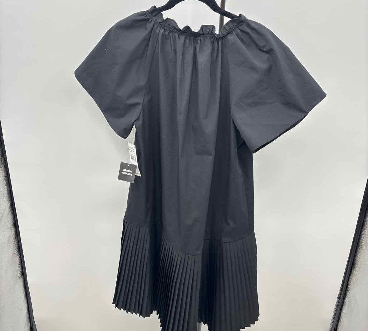 Robbie Bee Women's Size 10 Black Solid Dress