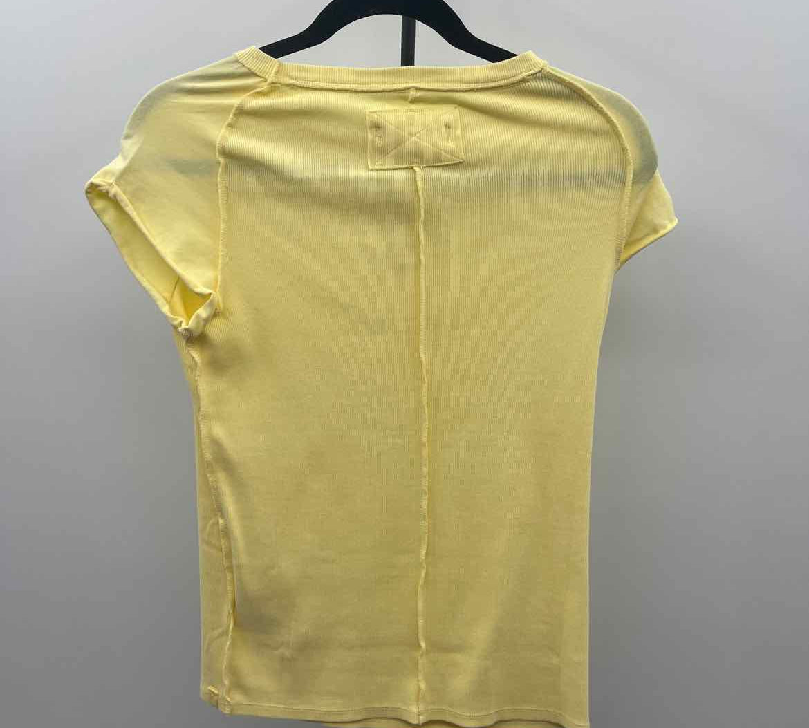 We the Free Junior's Size XL Yellow Ribbed T-Shirt