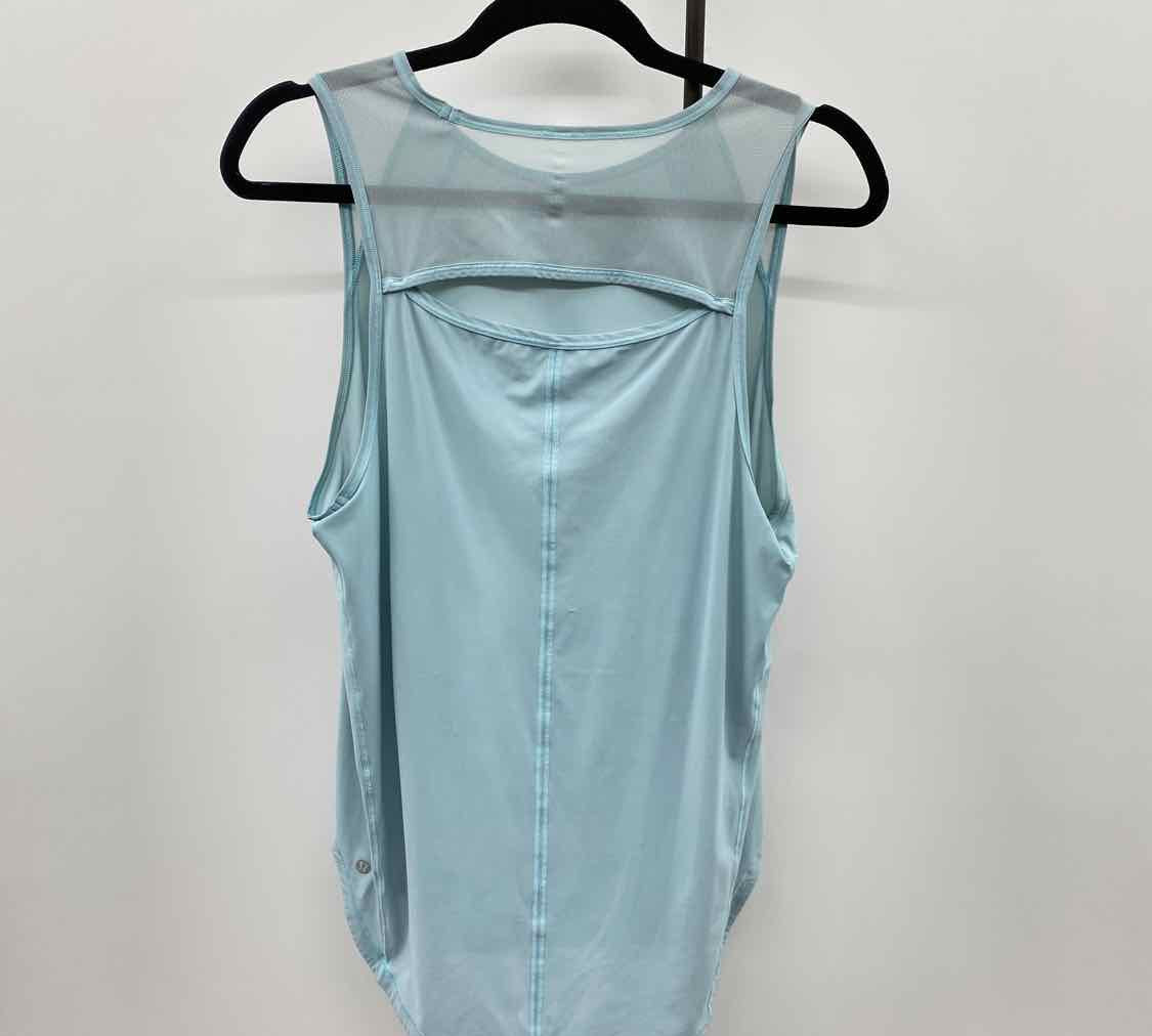Lululemon Junior's Size L Light Blue Solid Sleeveless Shirt