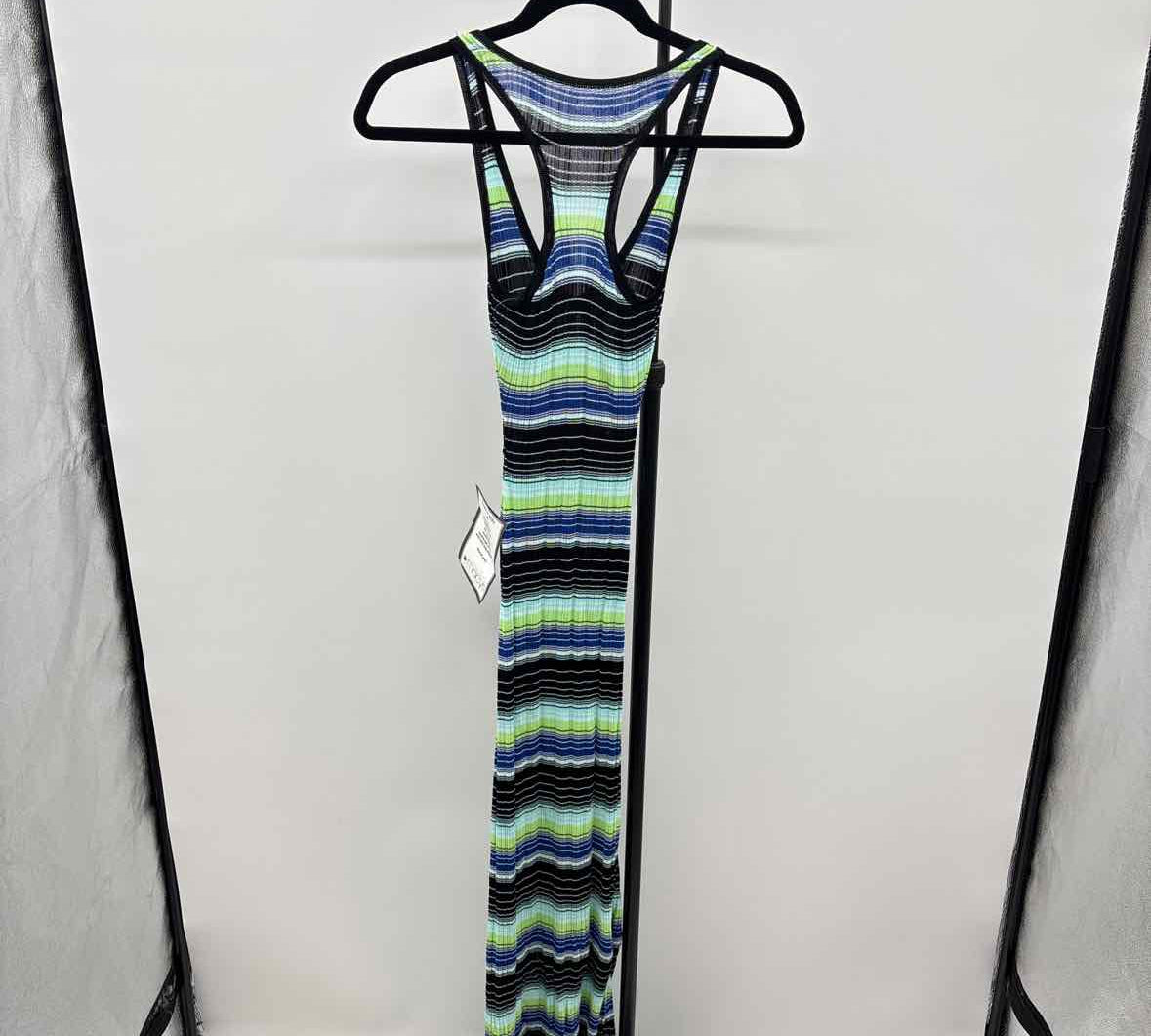 Bebe Women's Size 6 Blue Stripe Dress