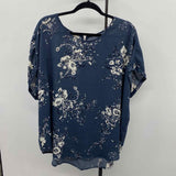 Maurice's Women's Size 2X Blue Floral Short Sleeve Shirt