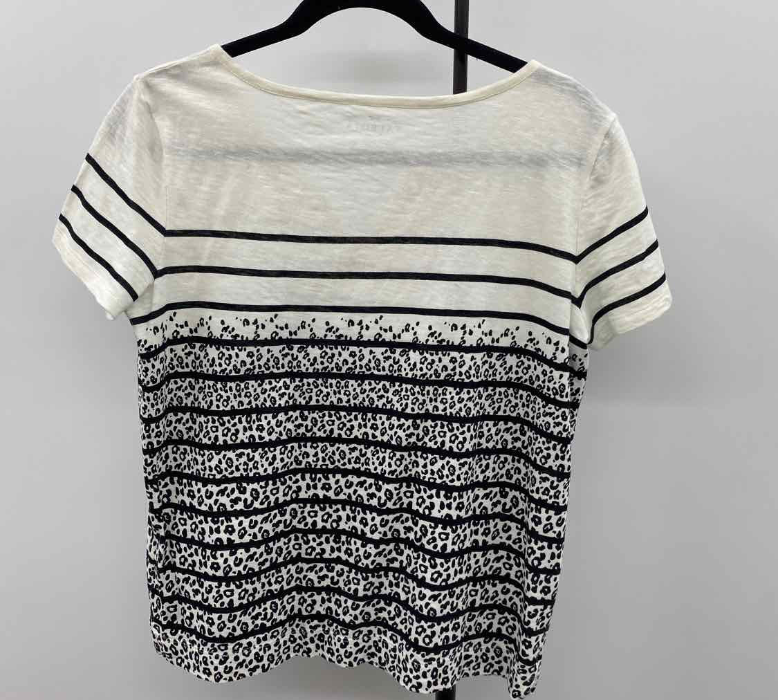 Talbots Women's Size SP White Animal Print Short Sleeve Shirt