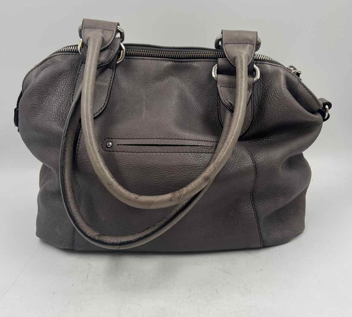 B. Makowsky Women's Taupe pebbled Purse