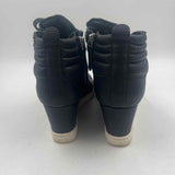 Linea Paolo Women's Shoe Size 8 Black pebble Sneakers
