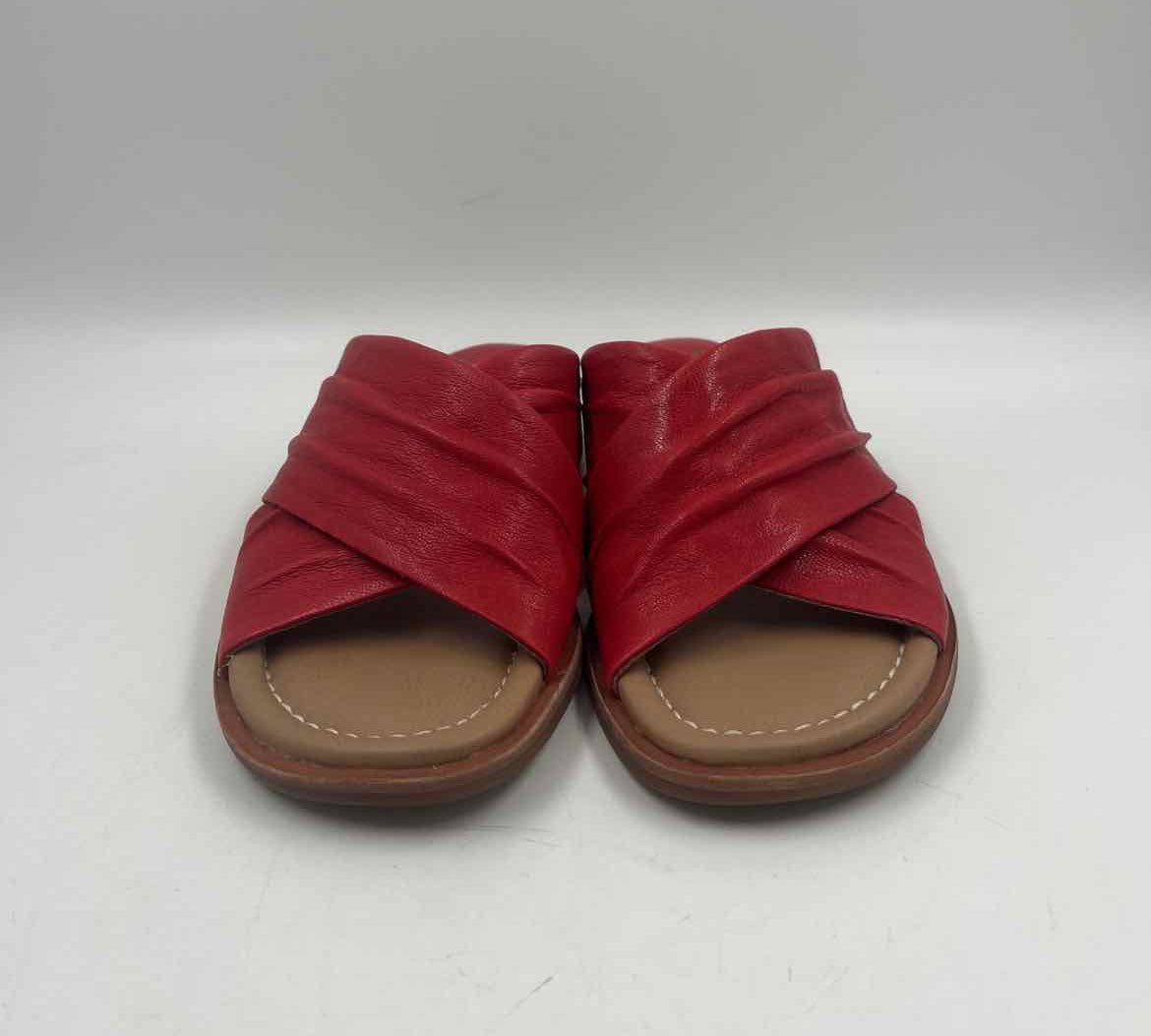 Sofft Women's Shoe Size 6 Red Solid Sandals