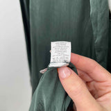 quince Women's Size M Green Solid Long Sleeve Shirt