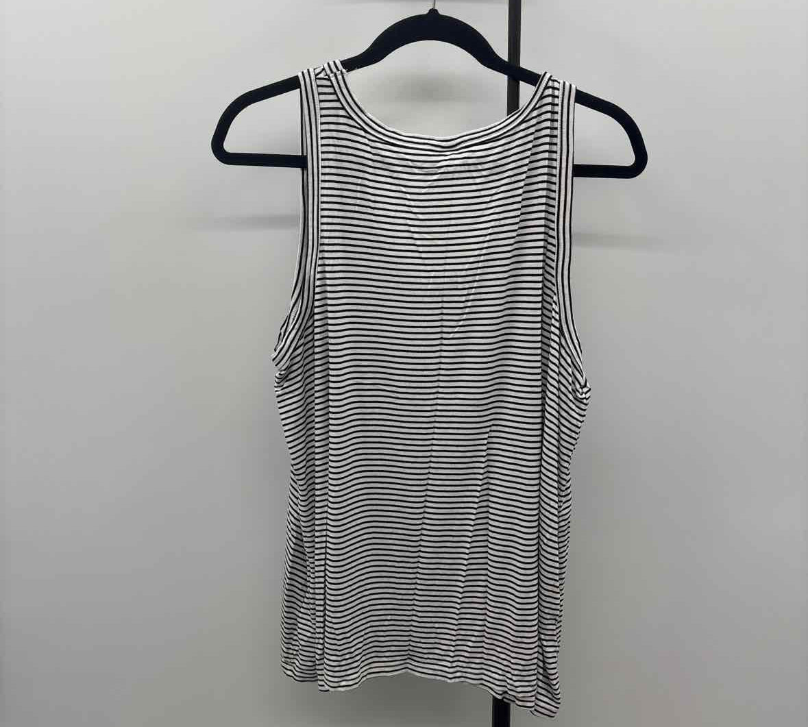 Old Navy Junior's Size XL Black Stripe Tank