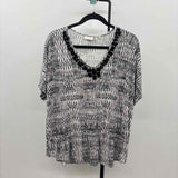 Chico's Women's Size L Black Diamond Short Sleeve Shirt