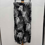 Tahari Women's Size 16 Black Leaf Pants