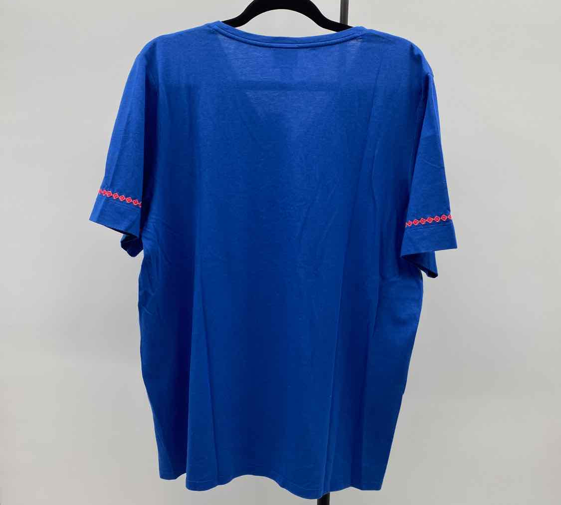 Chico's Women's Size L Blue Embroidered Short Sleeve Shirt