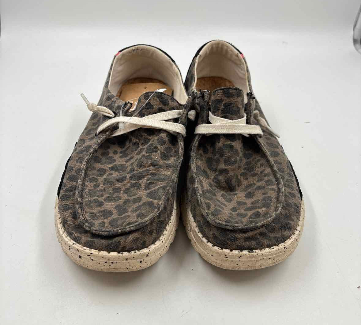 Hey Dude Women's Shoe Size 8 Brown Animal Print Casual Shoes