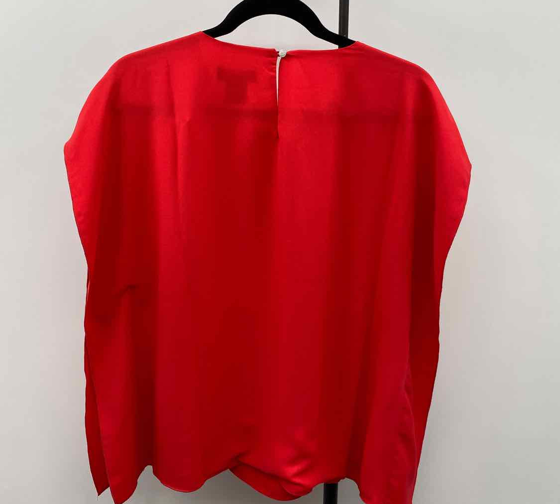 DKNY Women's Size M Red Solid Short Sleeve Shirt