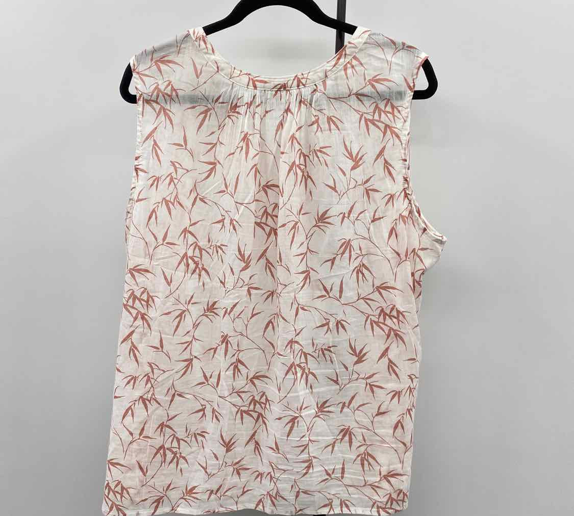 Liz Claiborne Women's Size XXL White Leaf Sleeveless Shirt