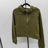 Micoson Women's Size M Green Solid Sweatshirt