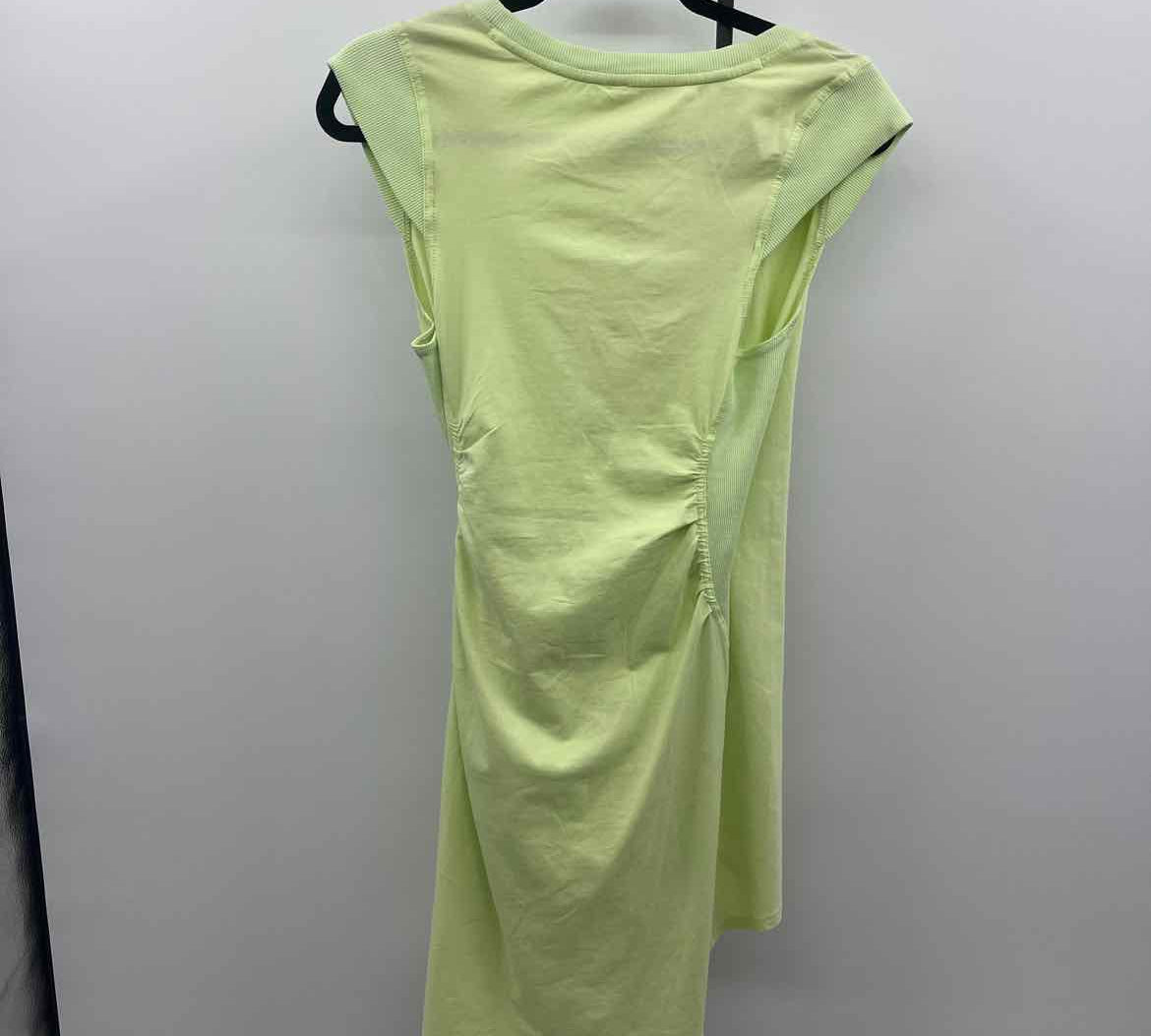 Daily Practice Junior's Size 0 Green Solid Dress