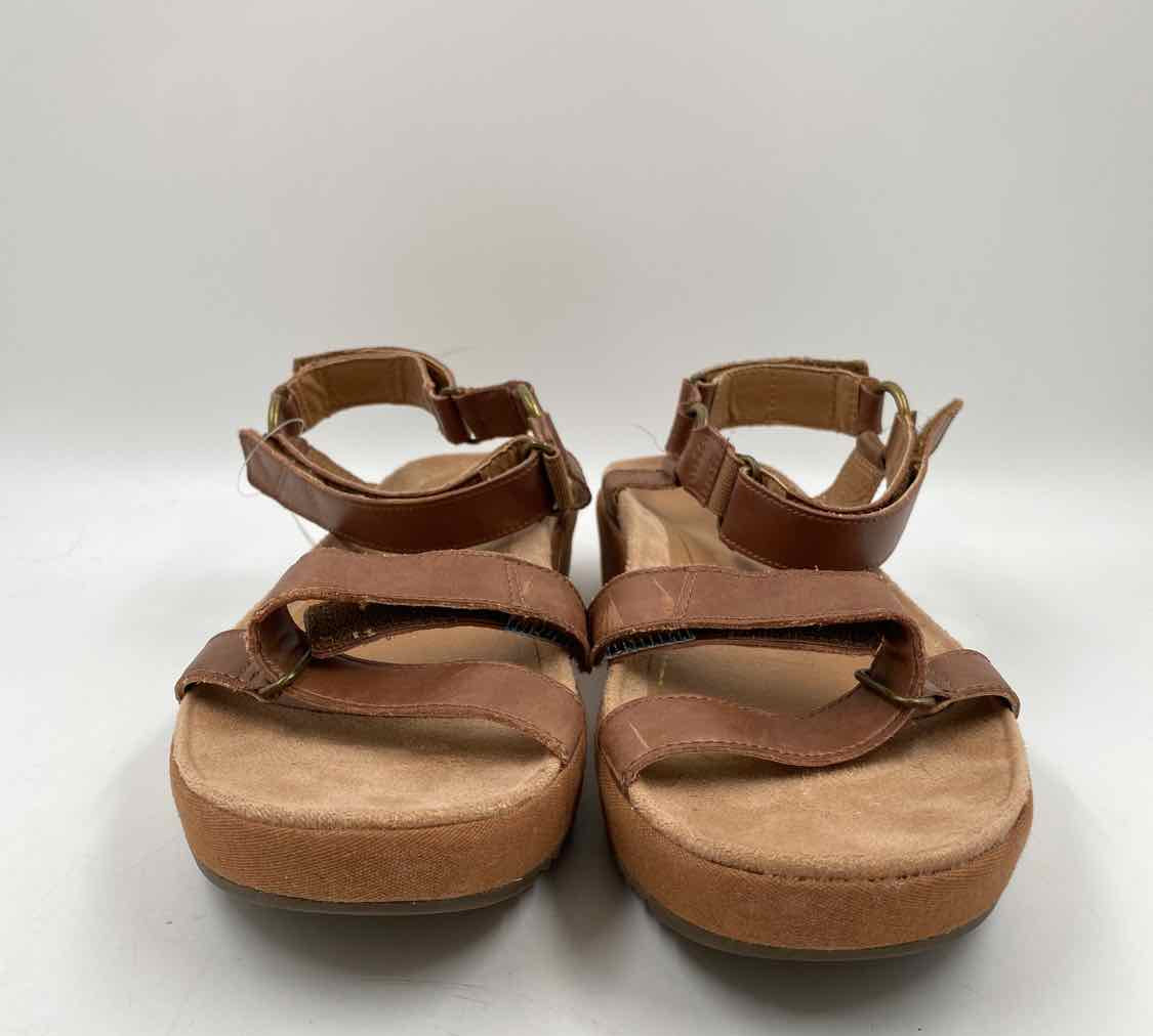 vionic Women's Shoe Size 10 Brown Soccer Sandals