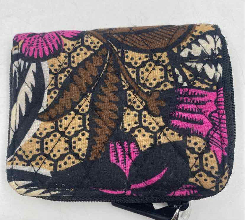 Vera Bradley Women's Black New with Tags Floral Wallet