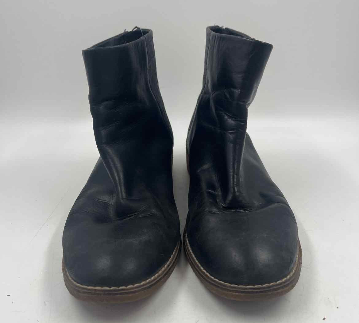 Sperry Women's Shoe Size 10 Black Embossed Boots