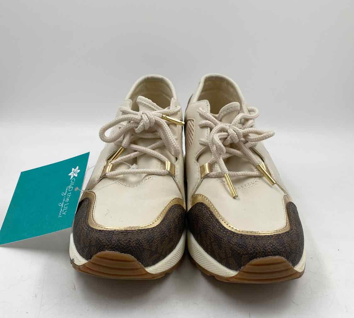 Michael Kors Women's Shoe Size 7.5 Ivory Textured Sneakers