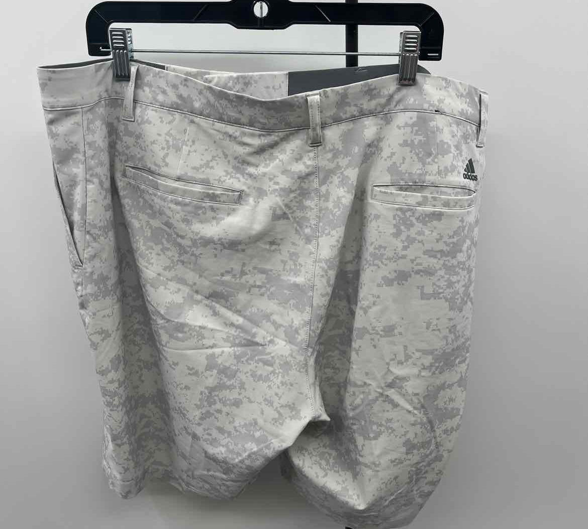 Adidas Men's Size 38 Gray Textured Shorts