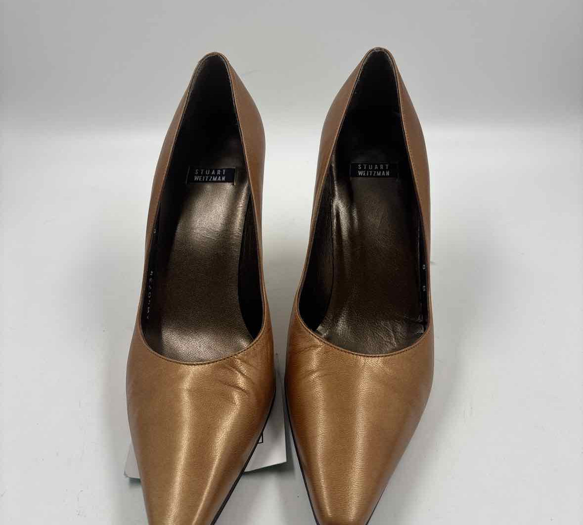 Stuart Weitzman Women's Shoe Size 8 Gold Solid Heels