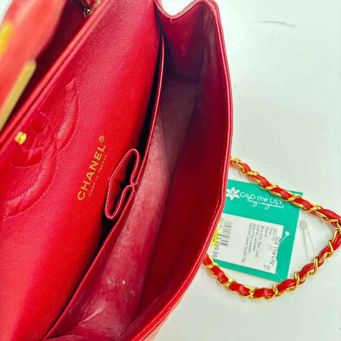 Interior CHANEL Red Lambskin Leather MEDIUM CLASSIC DOUBLE FLAP Bag Purse