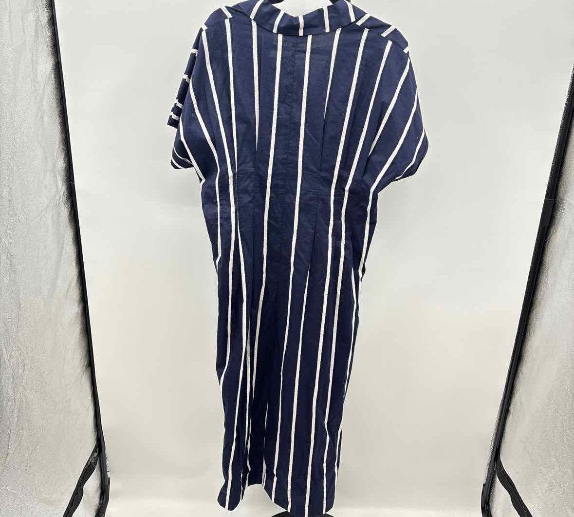 Pinch Women's Size 10 Navy Stripe Dress