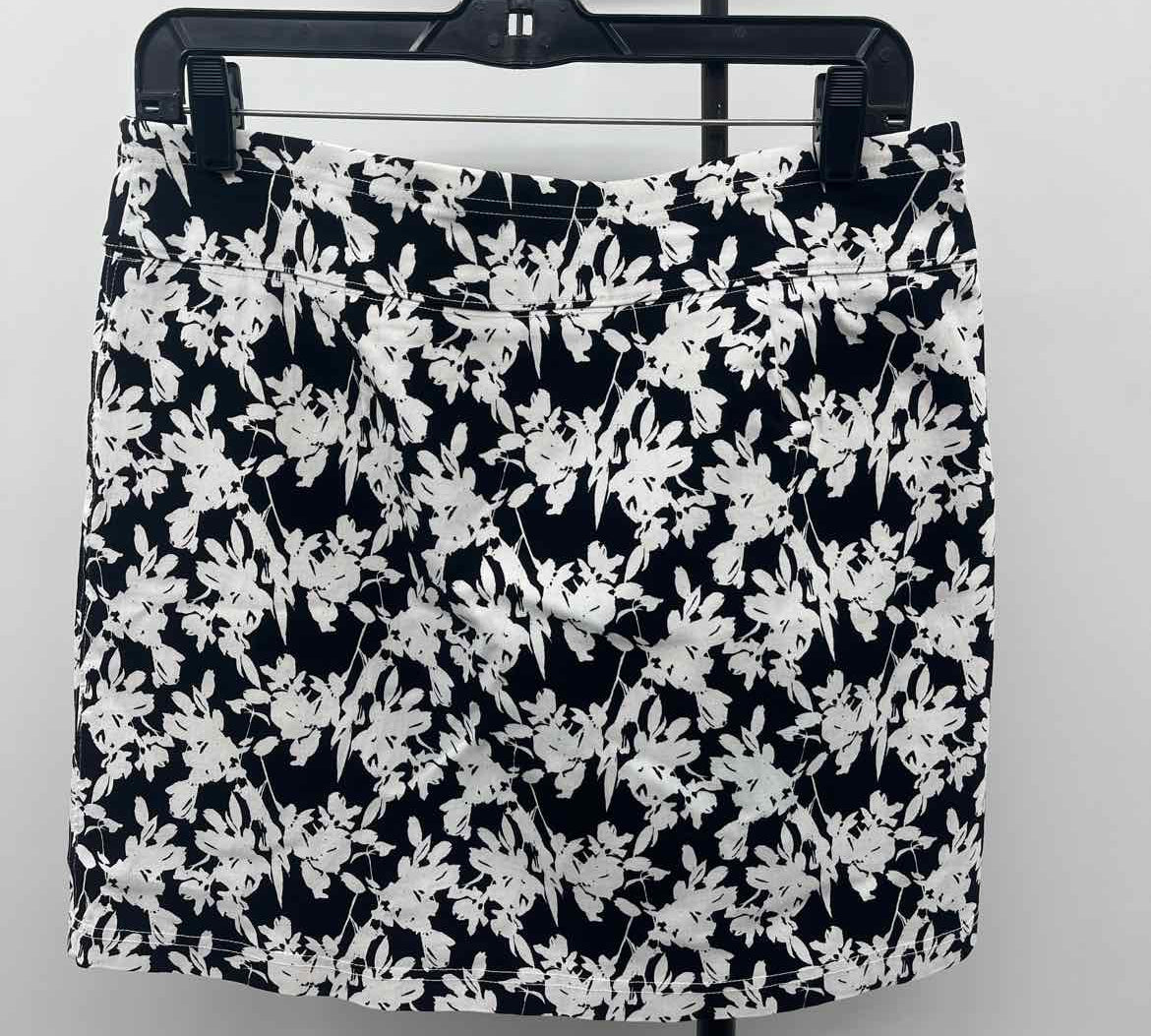 Mario Serrani Women's Size 14 Black Floral Skirt