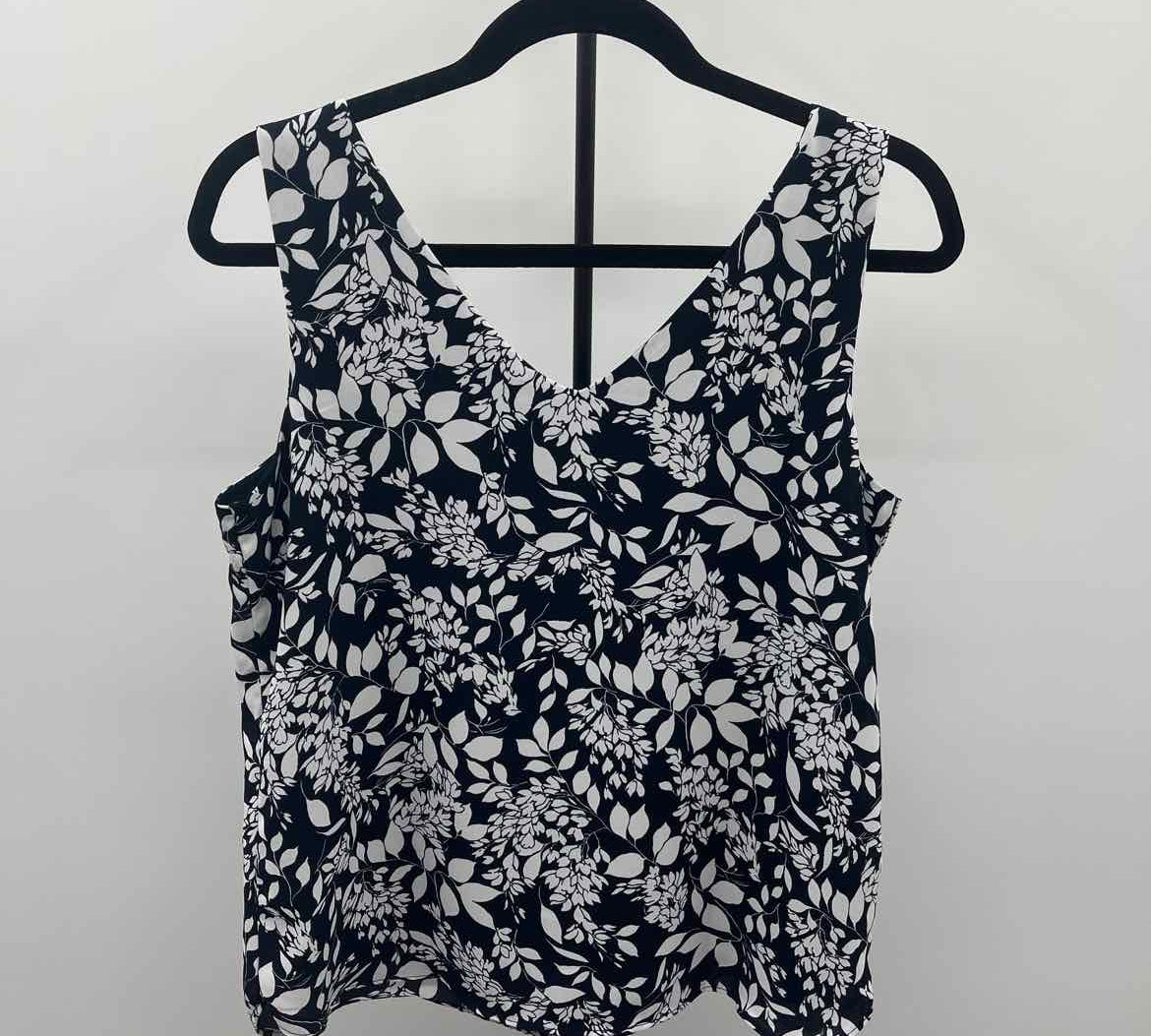 Loft Women's Size S Navy Floral Sleeveless Shirt