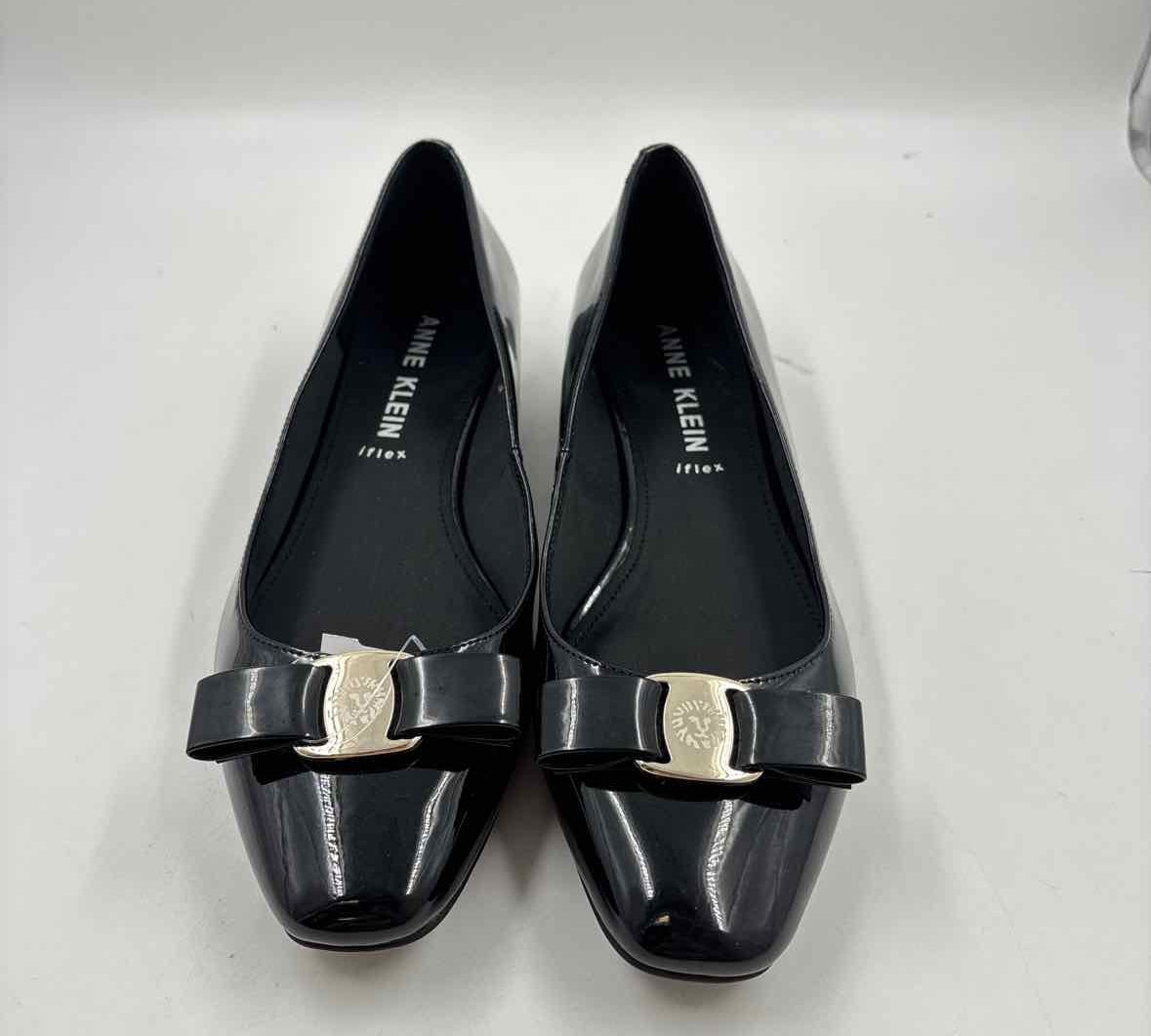 Anne Klein Women's Shoe Size 9.5 Black Solid Flats