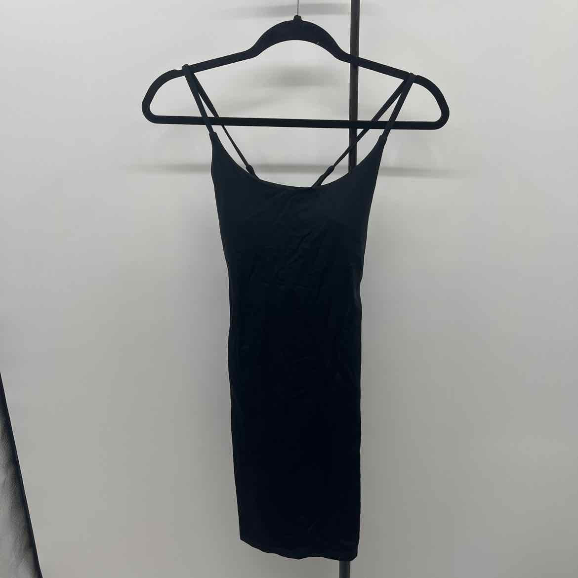 halara black dress NWT Deep V Neck Long Sleeve Ruffled Hem Velvet Mini Chill Bralissa Low intensity recreation Kitch X Halara Everyday Sport