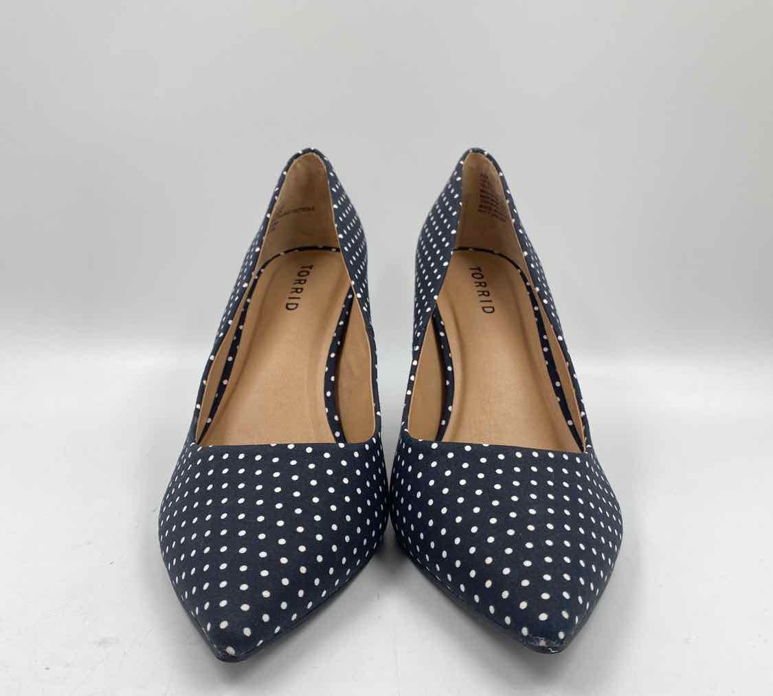 Torrid Women's Shoe Size 9.5 W Black dotted Heels