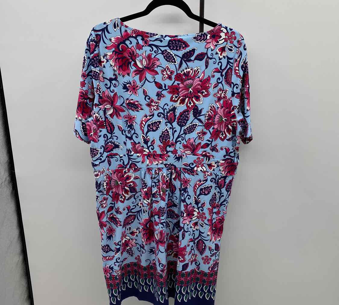 Talbots Women's Size 16P Light Blue Floral Dress