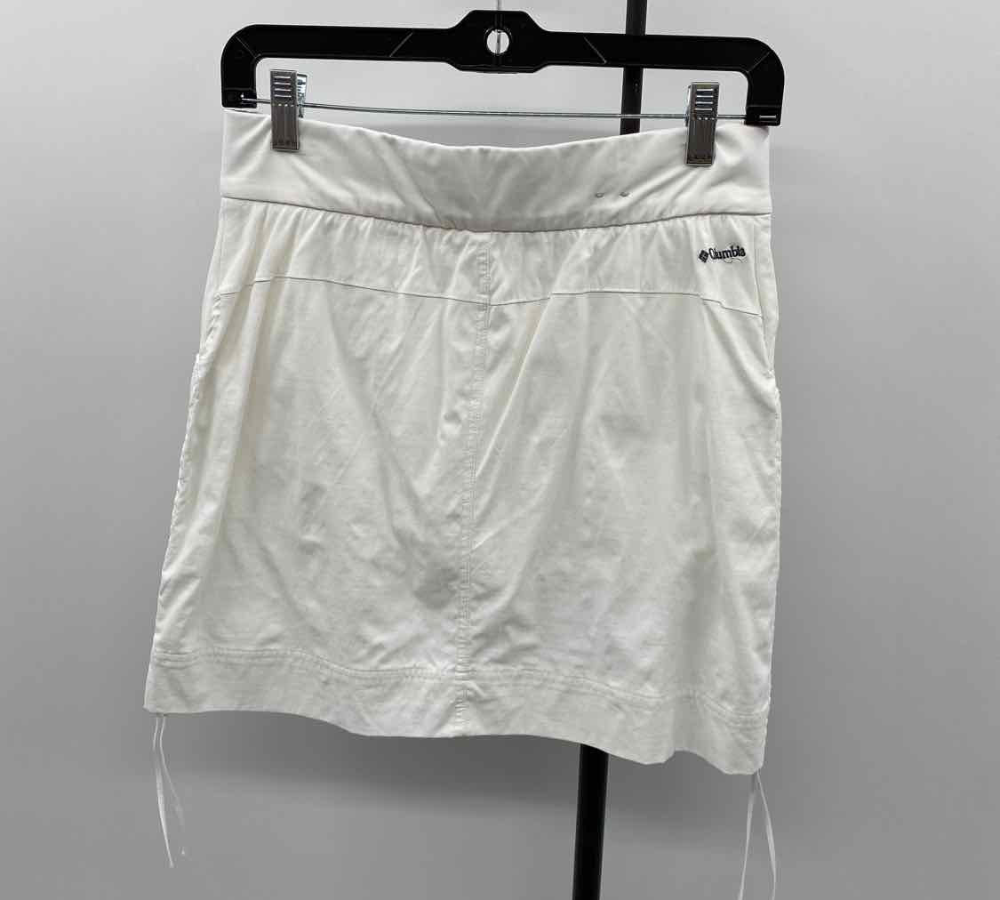 Columbia Women's Size 6 White Solid Skirt