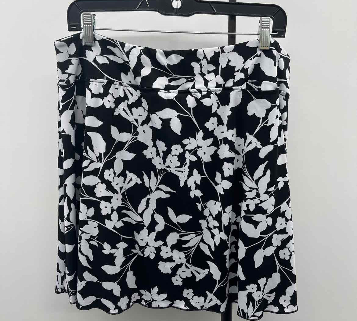 Colada Co. Women's Size 16 Black Floral Skirt