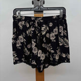 Angie Women's Size 10 Black Floral Shorts
