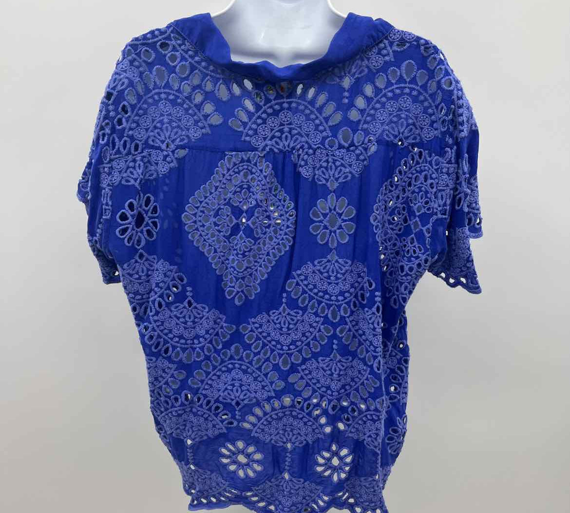 Johnny Was Women's Size XL Purple Eyelet Short Sleeve Shirt