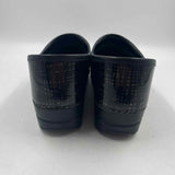 Dansko Women's Shoe Size 10 Black Textured Clogs