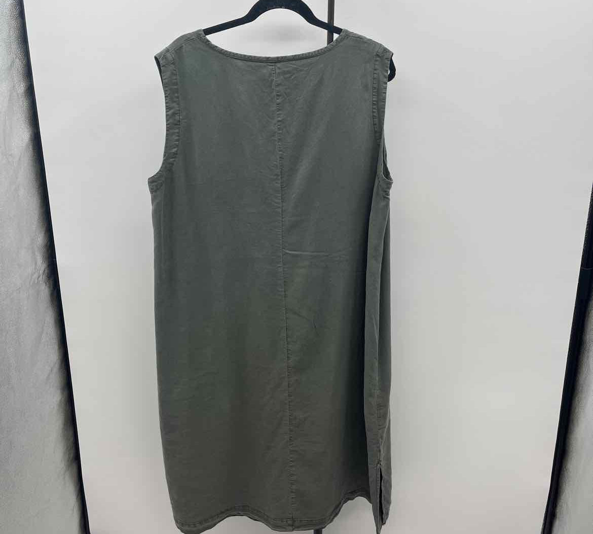 24 & Ocean Men's Size 20/22 Olive Solid Dress
