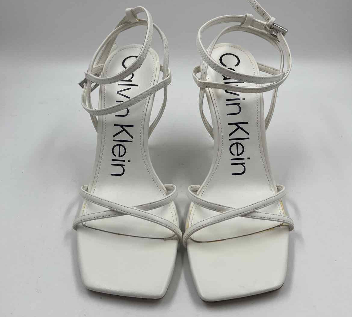 Calvin Klein Women's Shoe Size 8 White Solid Heels