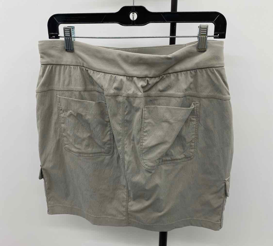 Athleta Women's Size 6 Tan Solid Skirt