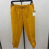 Jules & Leopold Women's Size 10 Mustard Yellow Solid Capris