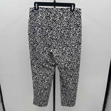Tribal Women's Size 12 Black Abstract Capris